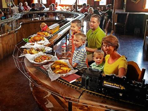 buffalo phil's wi dells|Buffalo Phil's Pizza & Grille .